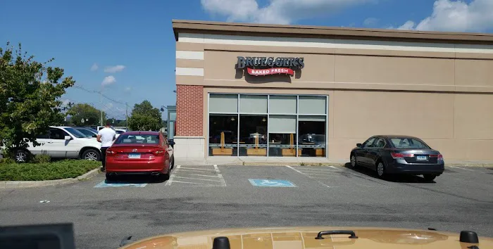 Bruegger's Bagels Picture 2