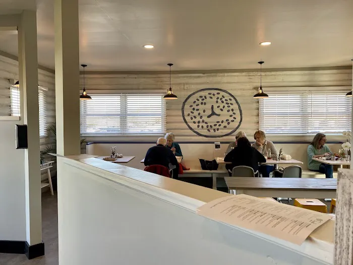 Seed kitchen + bagelry Picture 9