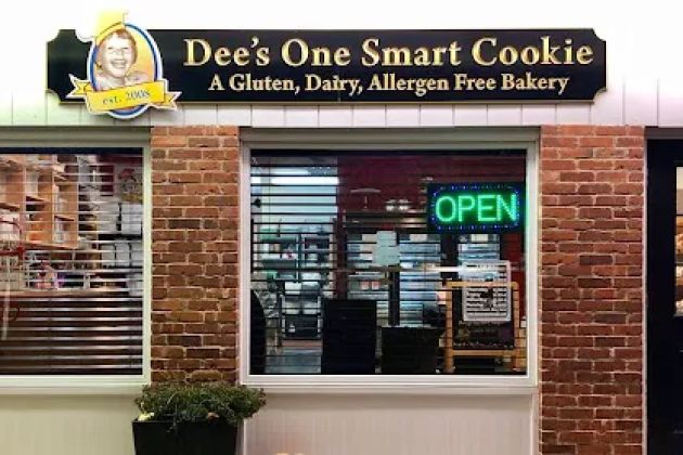 Dee's One Smart Cookie Bakery