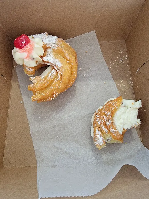 Petonito's Pastry and Cupcake Shoppe Picture 5