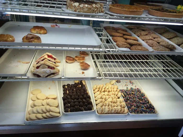 Marjolaine Pastry Shop Picture 5