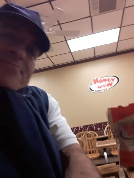 Honey Dew Donuts Picture 8