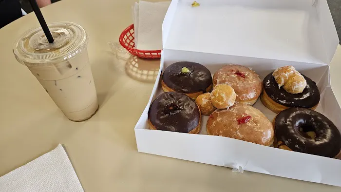 Daily R.I. Homemade Donuts Picture 3