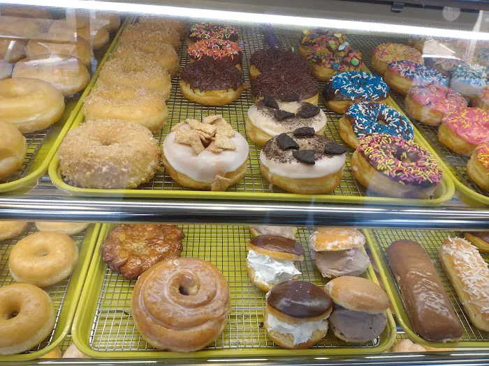 Daily R.I. Homemade Donuts Picture 5