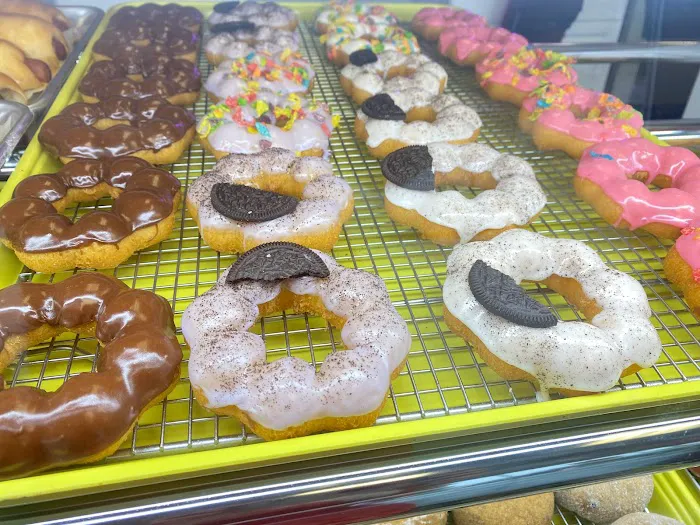 Daily R.I. Homemade Donuts Picture 4
