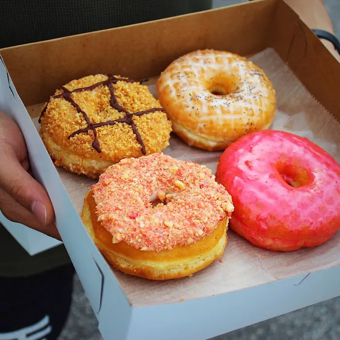 Glaze 'n Daze Donuts Picture 3