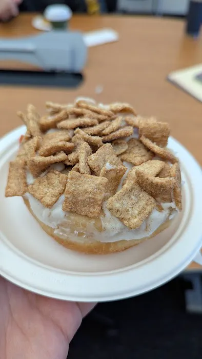 Glaze 'n Daze Donuts Picture 8