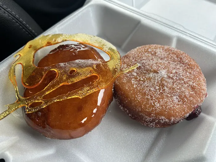 Three Wishes Bakery Picture 5