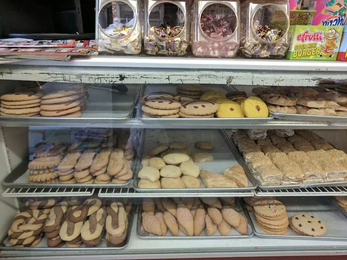 El Quiche Bakery Store Picture 9