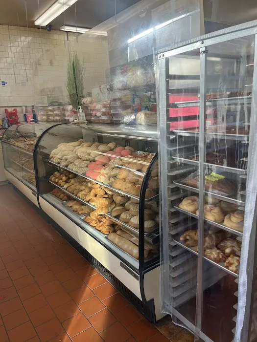 Nueva San Salvador Bakery Picture 2