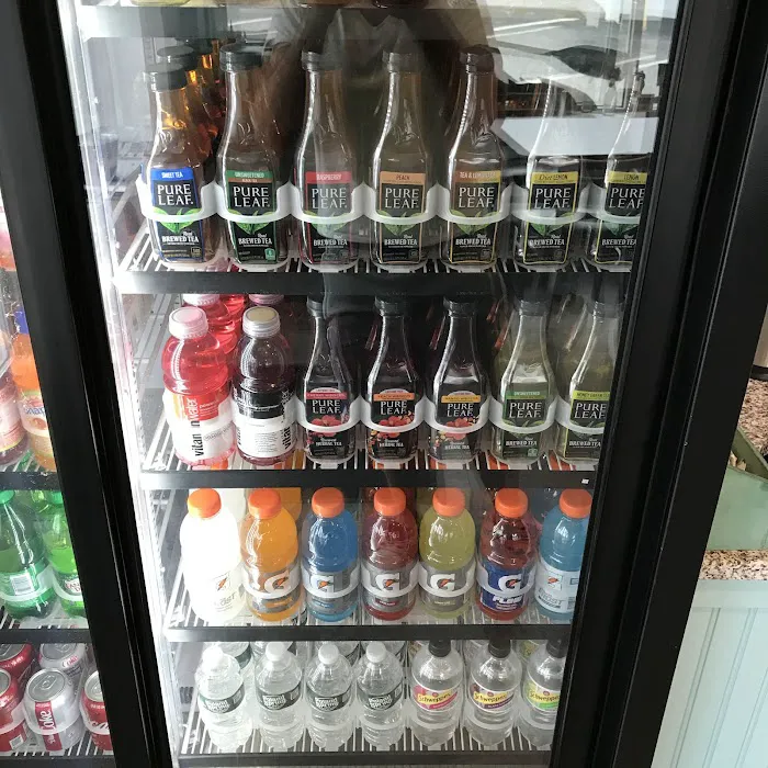 Devine's Bagels & Café Picture 8