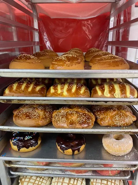 La Tiendita Bakery & Restaurant Picture 4