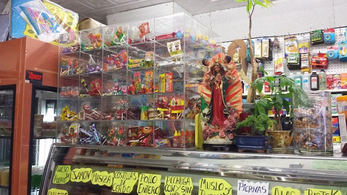 Aztlan Bakery & Grocery Picture 9