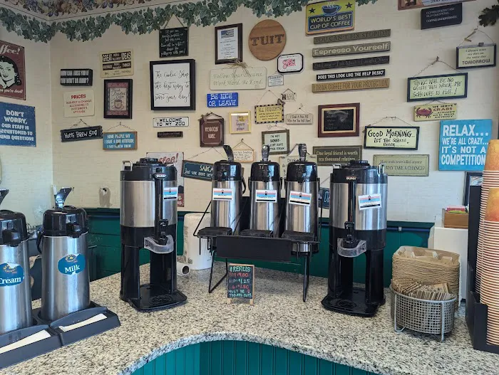 Goodie Shoppe Picture 7