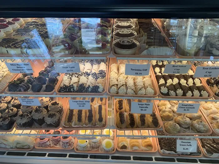 Lovely Cakes Picture 3