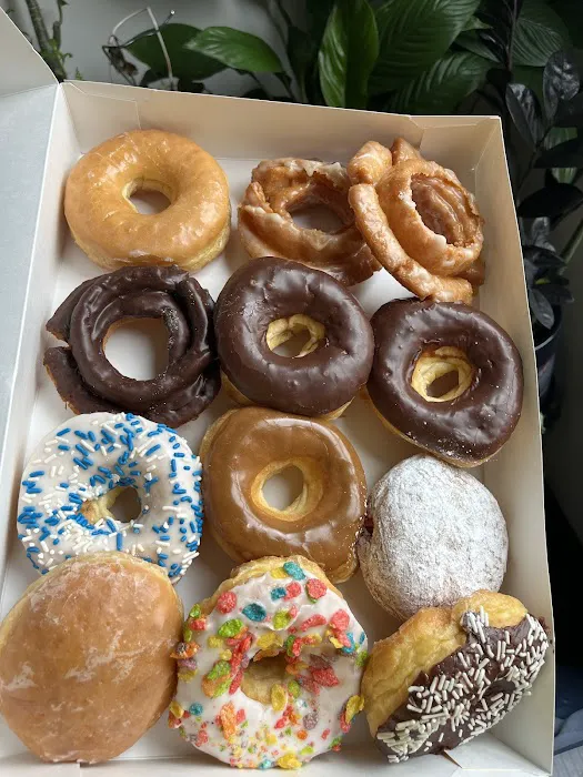 Daily Made Donuts Picture 2