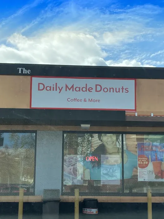 Daily Made Donuts Picture 10