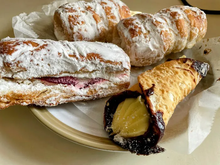 Cinderella's Bakery Picture 1