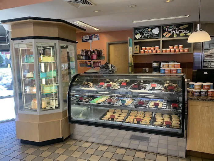LaSalle Bakery Picture 4