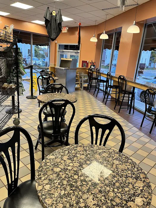 LaSalle Bakery Picture 10