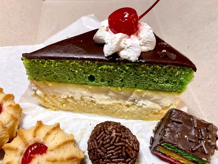 Chimirri's Italian Pastry Shoppe Picture 8