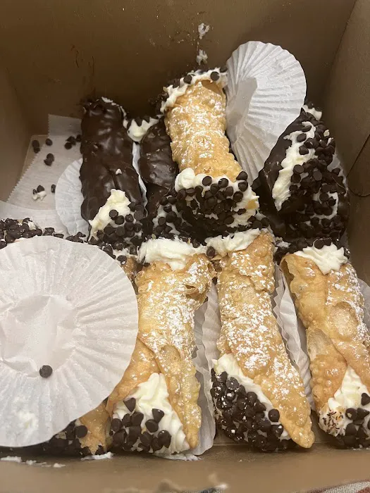 Marianna's Belltop Bakery Picture 1
