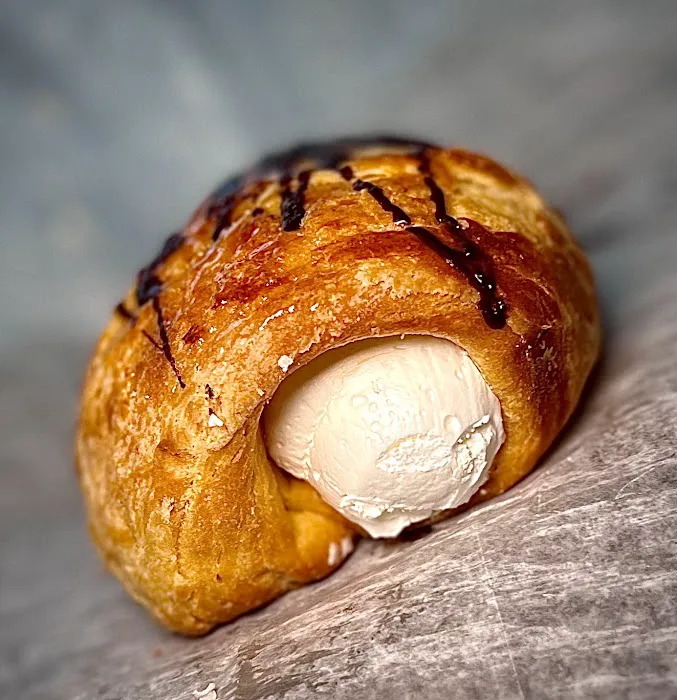 The Azteca bakery Picture 1