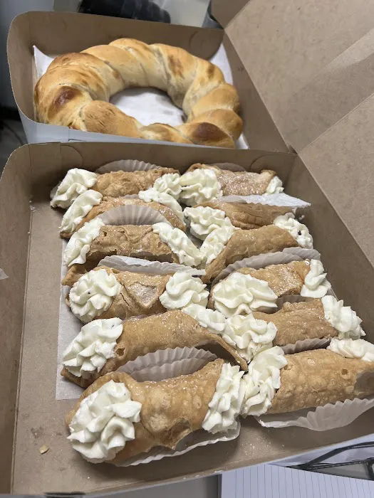 Rocco's Village Bakery Picture 3