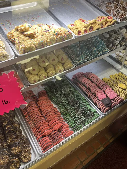 Rocco's Village Bakery Picture 4