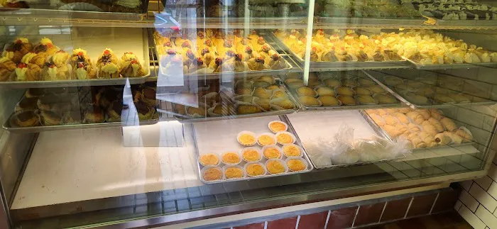 Rocco's Village Bakery Picture 7