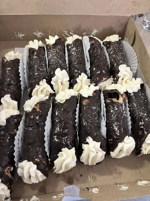 Rocco's Village Bakery Picture 9