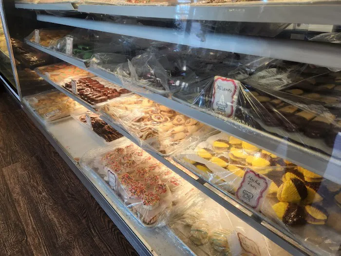 Libby's Italian Pastry Shop and Italian Ice Picture 10