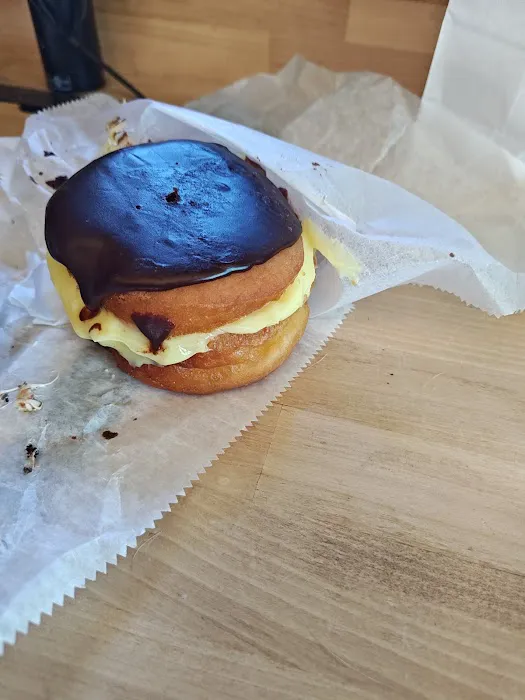 Faddy's Donuts Picture 3