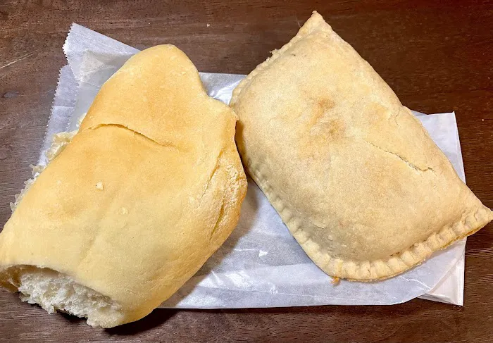Peppers Jamaican Bakery & Jerk Picture 4
