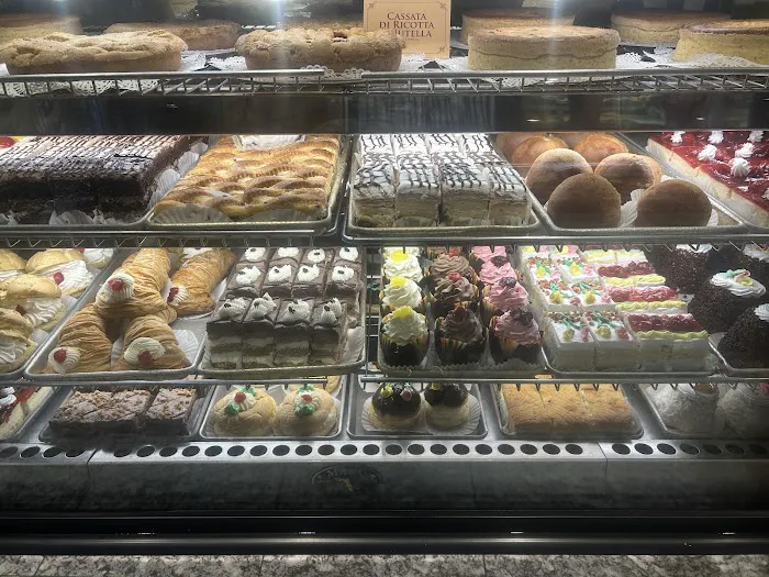 Mozzicato Depasquale Bakery and Pastry Shop Picture 5