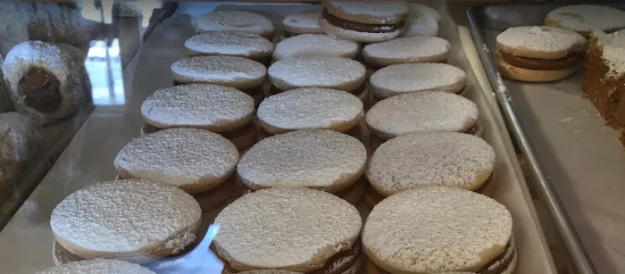 Pan Del Sinai Bakery Picture 3