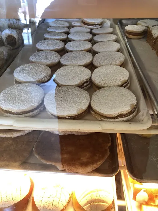 Pan Del Sinai Bakery Picture 7
