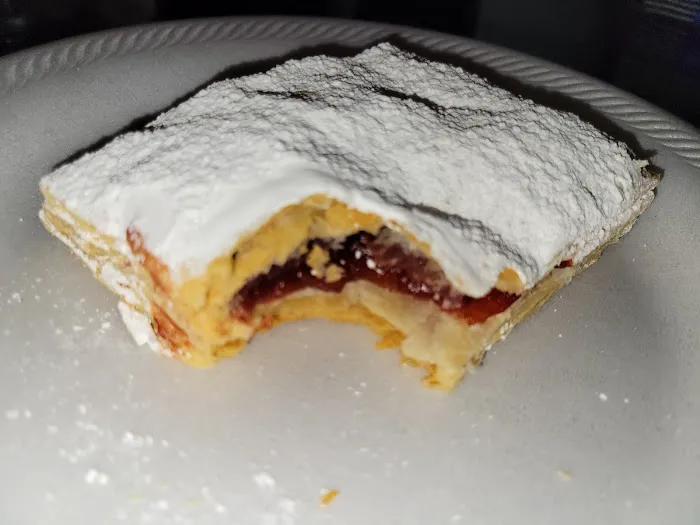 Pan Del Sinai Bakery Picture 4