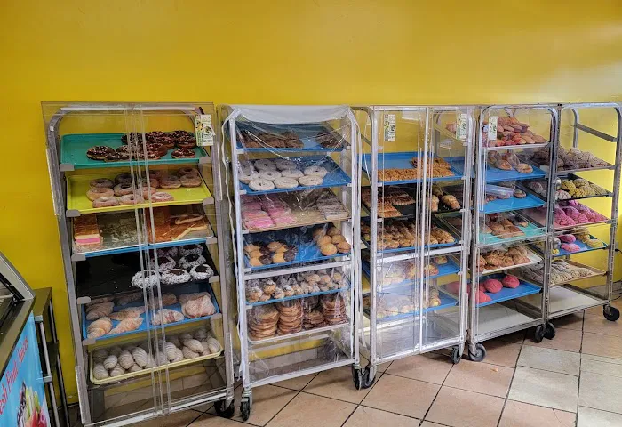 Azteca Grocery & Bakers Picture 5