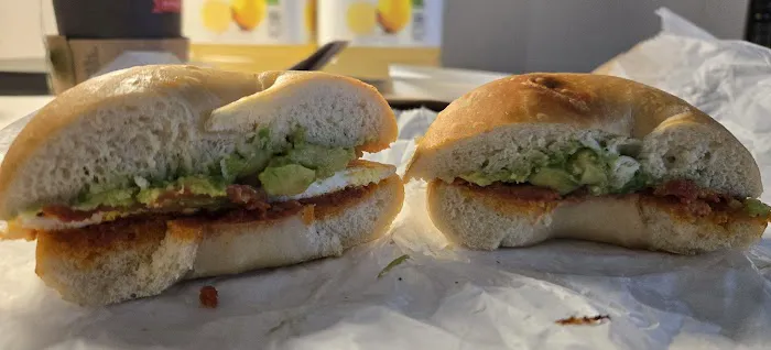Bruegger's Bagels Picture 8