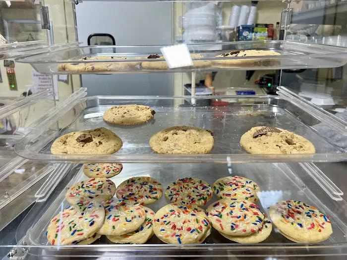 Cristina's Bakery & More Picture 4