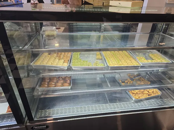 Saray Bakery & Ice Cream Cafe Picture 5