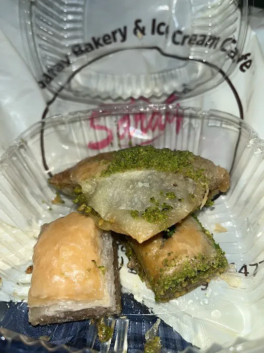 Saray Bakery & Ice Cream Cafe Picture 8