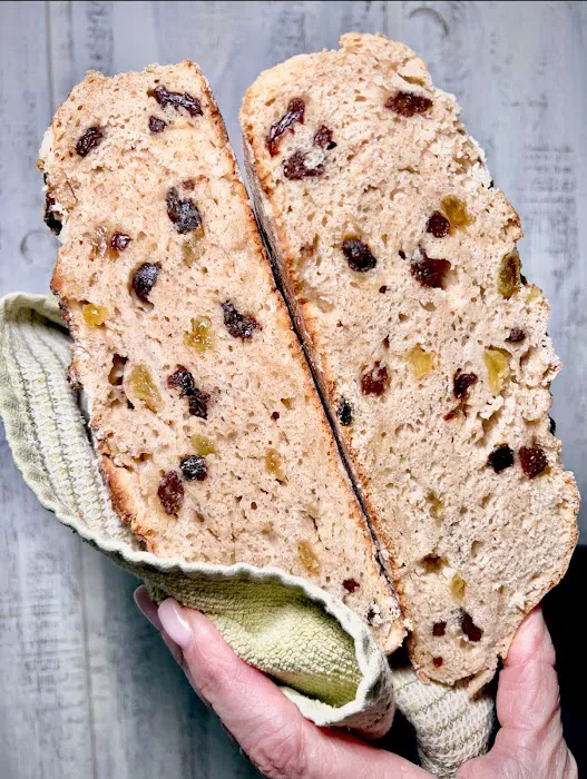 ShanDeGlamOrganix Crust & Crumb Picture 3