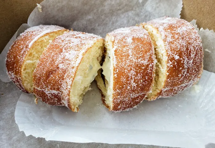 Anna's Bakery Picture 7