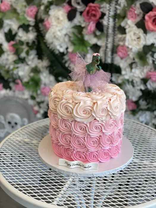 The Official Cake Lady Picture 2