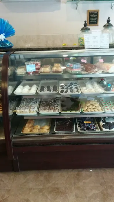 Comparetto Bakery Picture 4