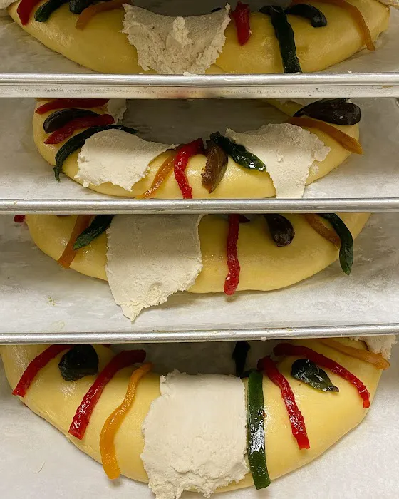 Gisselle's Bakery Picture 7