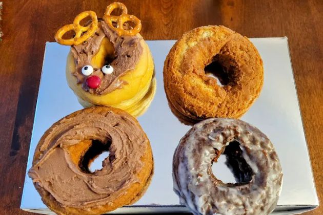 GrandMa's Donuts and Coffee, Formerly (Ma's Donut Shop)