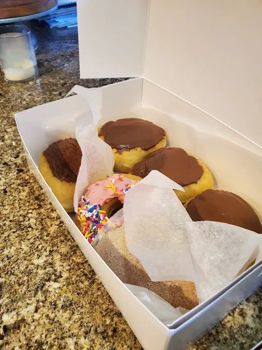 GrandMa's Donuts and Coffee, Formerly (Ma's Donut Shop) Picture 9